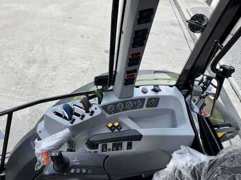 Valtra A 115