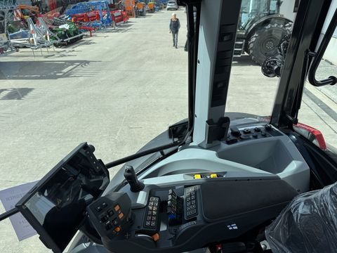 Valtra G135 VERSU