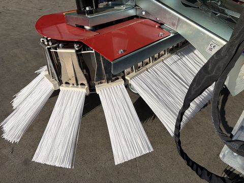Westermann Segmentbesen SB1800 für Hoflader