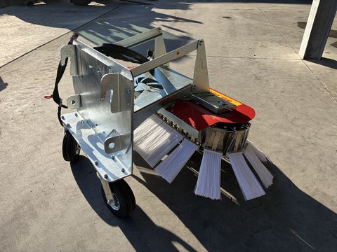 Westermann Segmentbesen SB1800 für Hoflader