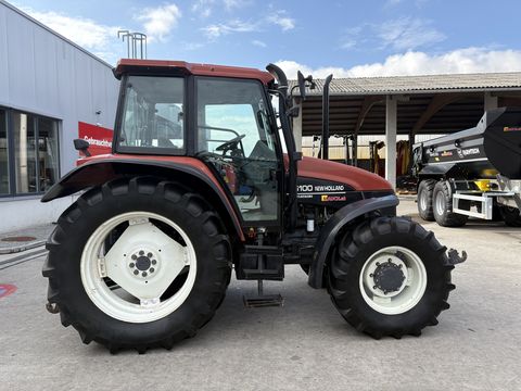 New Holland TS100