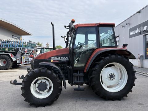 New Holland TS100