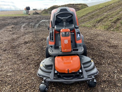 Husqvarna Rider RC 320TS AWD Schneeschild & 112cm Mähdeck 