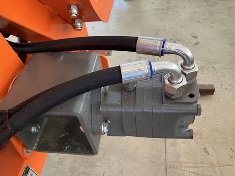 Sonstige Rinieri Auslegemulcher BRF 350