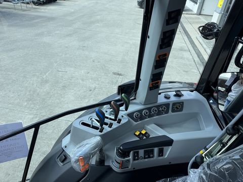 Valtra A 115