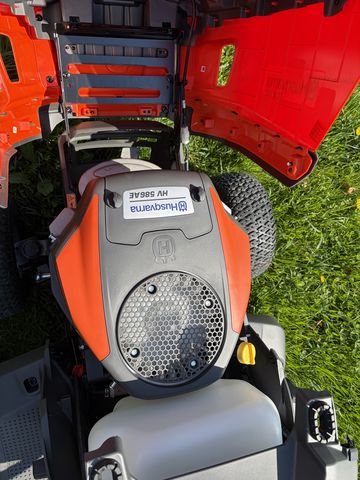 Husqvarna TC 215T mit Entleerungshilfe 2 Zylinder Motor