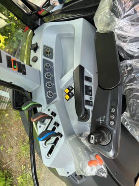 Valtra A 115