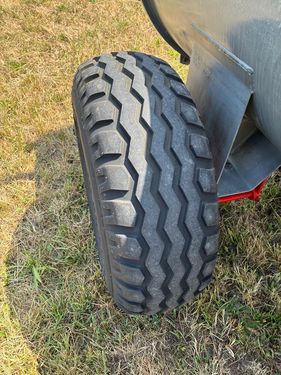 Bauer Güllefass TB 26 V