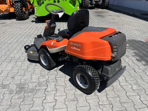 Husqvarna Rider 216T AWD inkl. 103cm Mähdeck