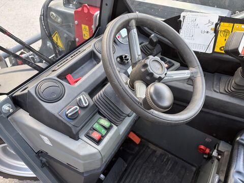 Weidemann 4512 mit 45PS