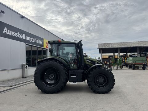 Valtra G135