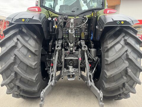 Valtra G135