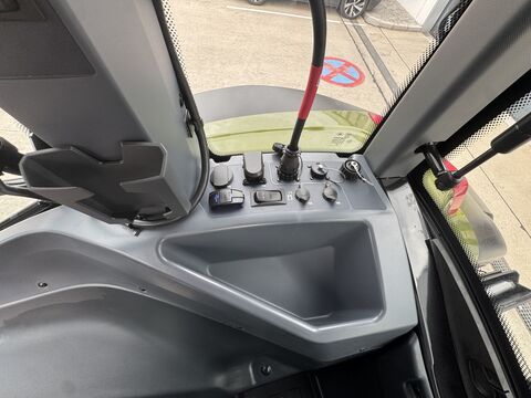 Valtra G135