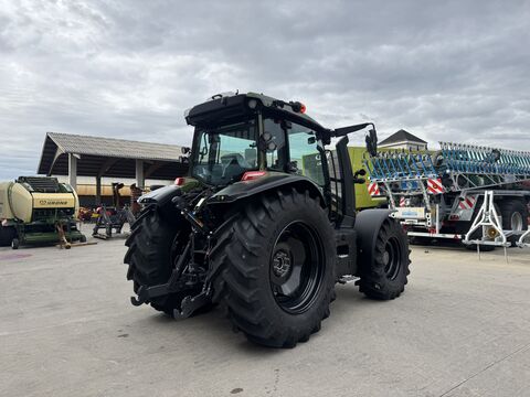 Valtra G135