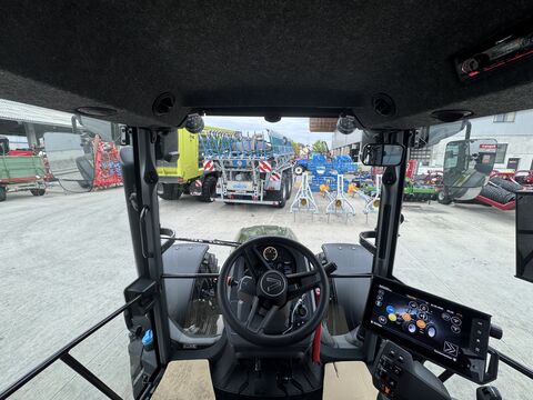 Valtra G135