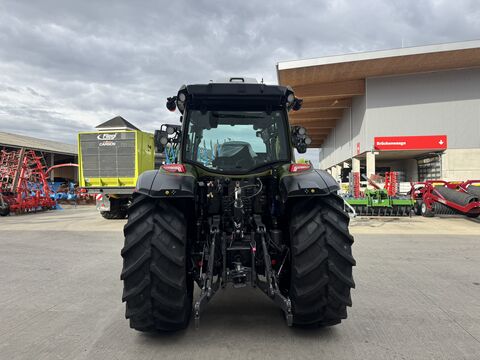 Valtra G135