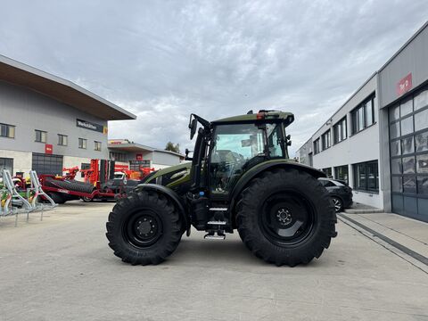 Valtra G135
