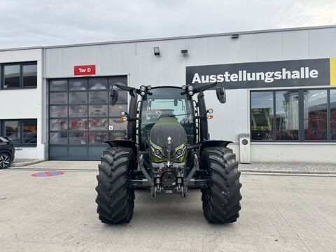 Valtra G135