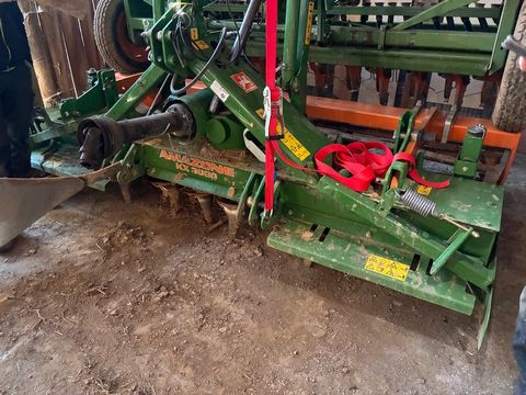 Amazone KX 3000 + D8-30 Super