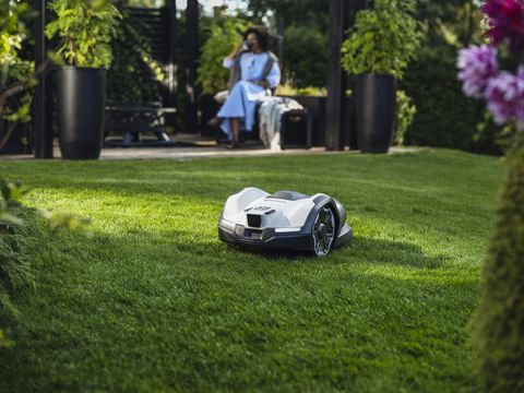 Husqvarna Automower 405VE Nera mit Kamera - 900m²