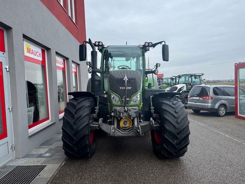 Fendt 714 Vario S4 Profi Plus