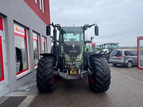 Fendt 714 Vario S4 Profi Plus