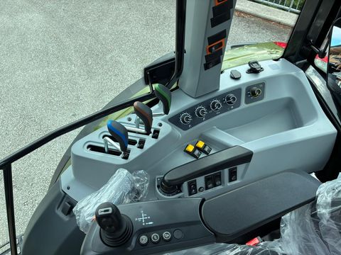 Valtra A 115