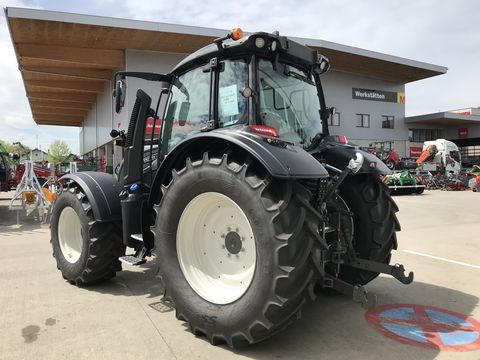 Valtra N135