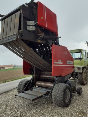 Pöttinger Rundballenpresse Profi 6200