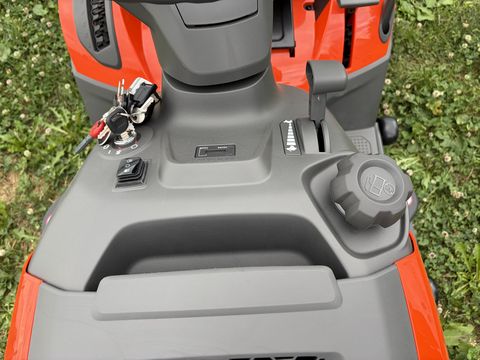 Husqvarna TC 220T - 20PS 2 Zylinder NEUMASCHINE