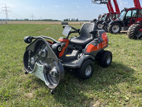 Husqvarna Rider 418TsX AWD 112cm & Schneeschild