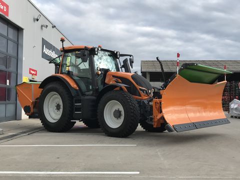 Valtra N135 Direct