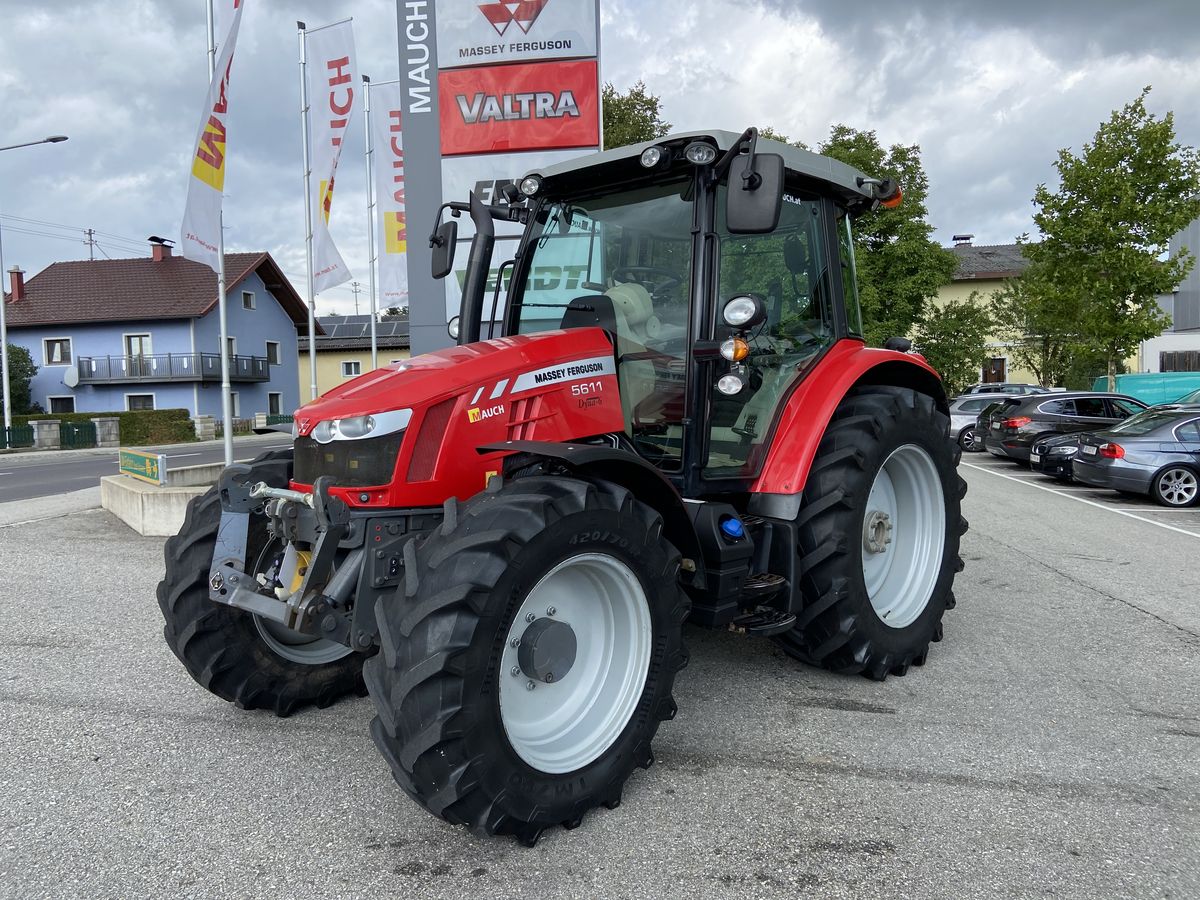 Massey Ferguson MF 5611 Dyna-6 Efficient