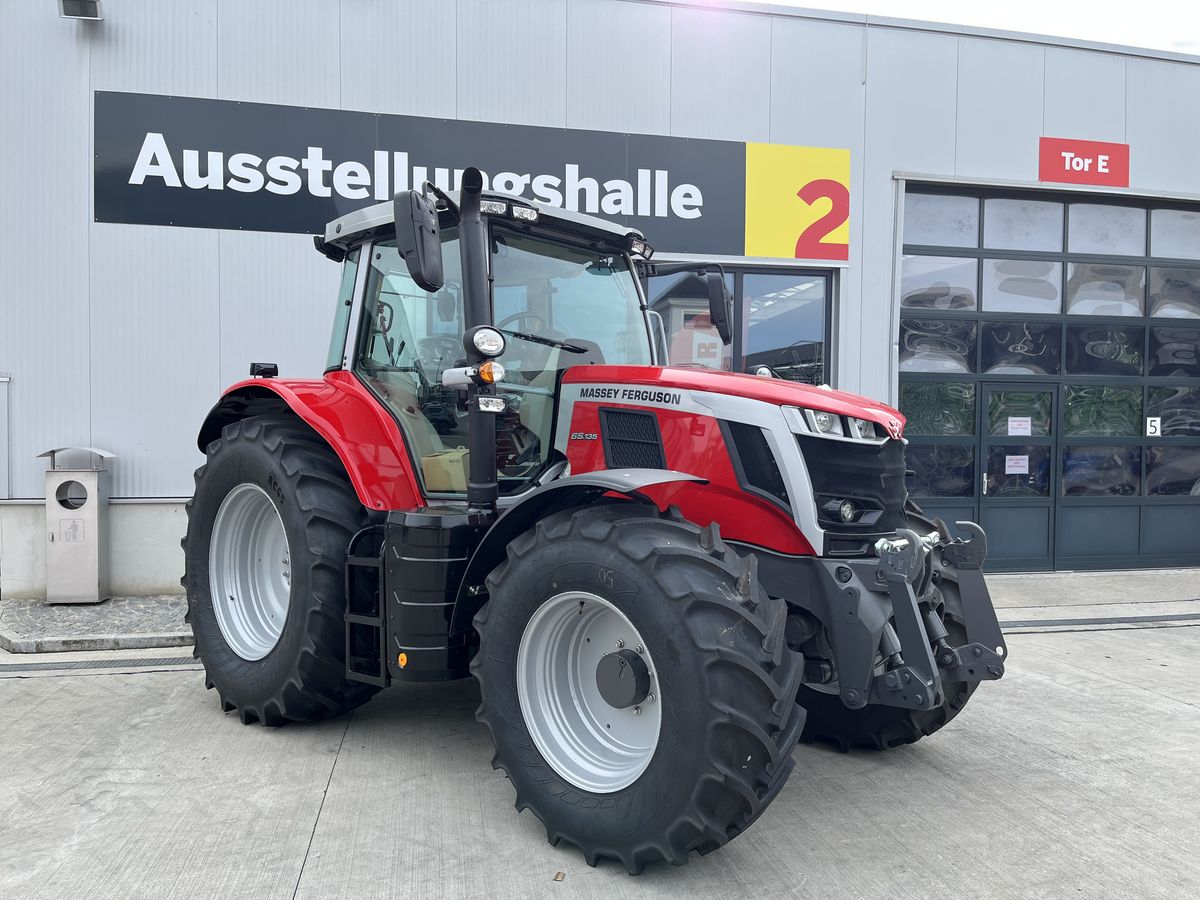 Massey Ferguson MF 6S.135 Dyna-6 Efficient