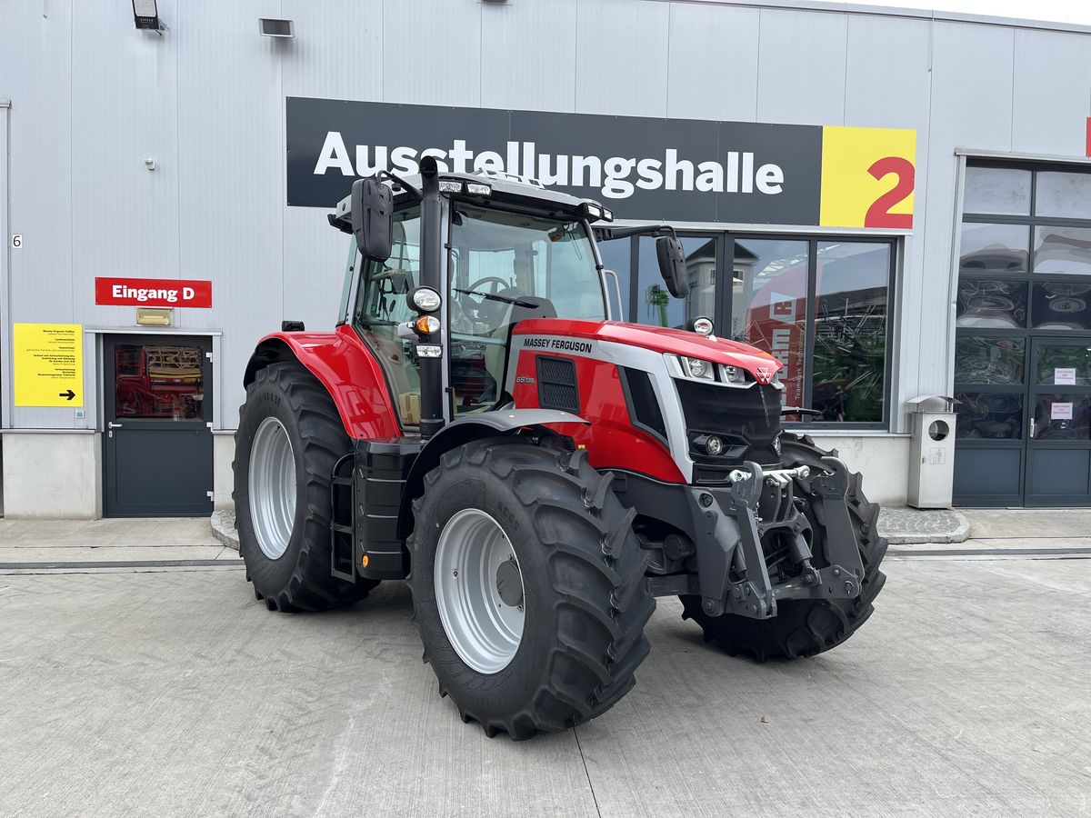 Massey Ferguson MF 6S.135 Dyna-6 Efficient