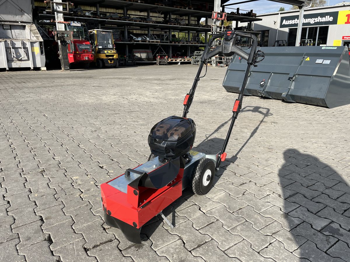 Sonstige Westermann Wildkrautbürste WKB 330 Akku