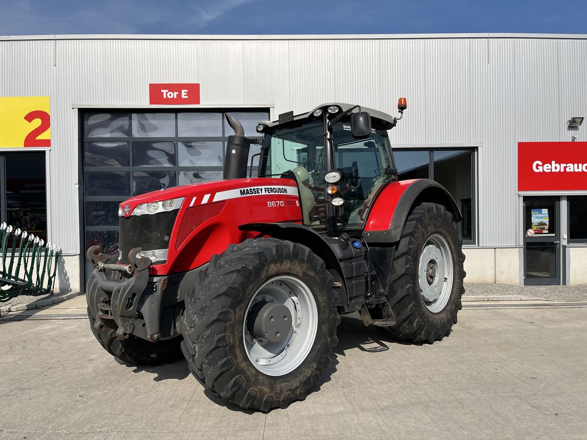 Massey Ferguson MF 8670 Dyna-VT
