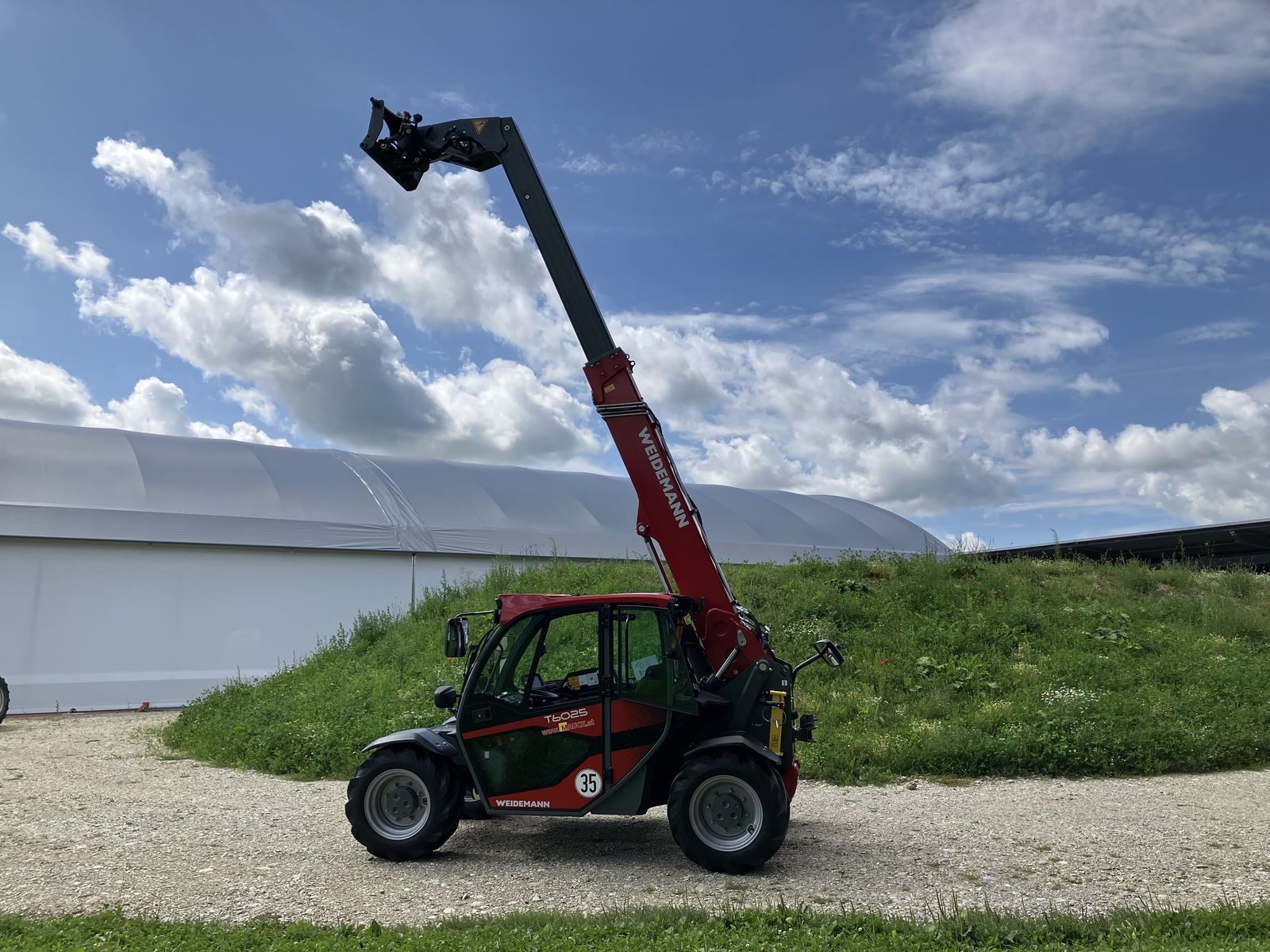 Sollevatore telescopico Weidemann T6025
