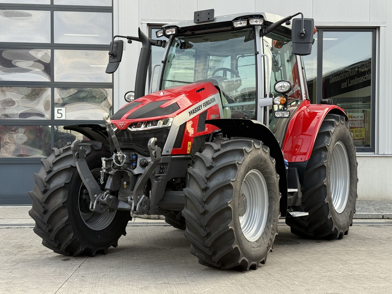 Massey Ferguson MF 5S.115 Dyna-4 Efficient