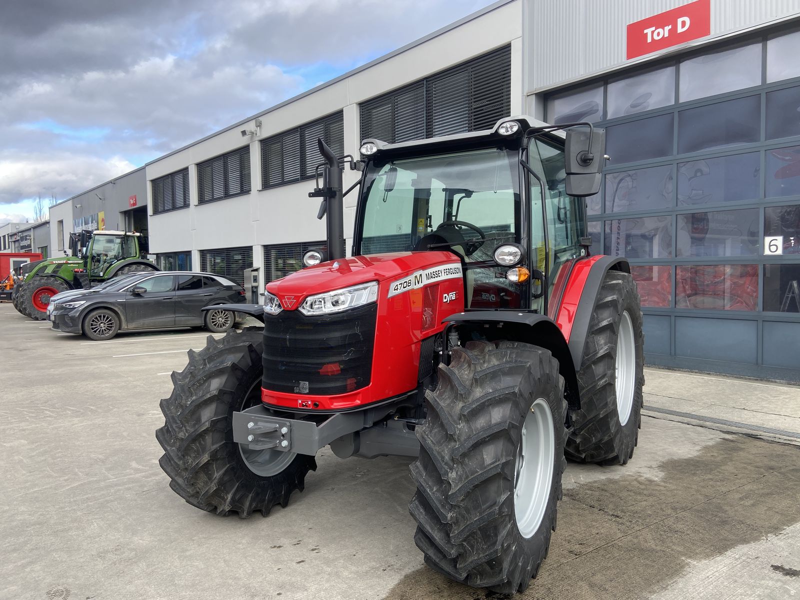 Massey Ferguson MF 4708 M