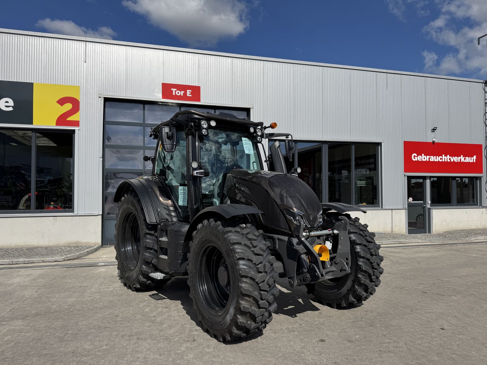 Valtra N175