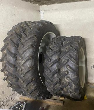 Sonstige 340/85R 46 320/85R 32 BKT