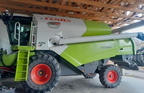 Claas Tucano 450