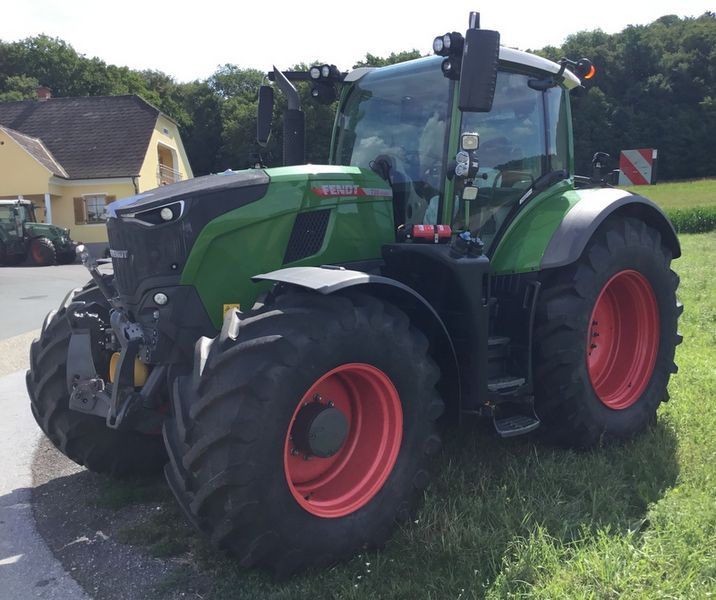Fendt 728 Vario Profi+ (Gen 7) 1