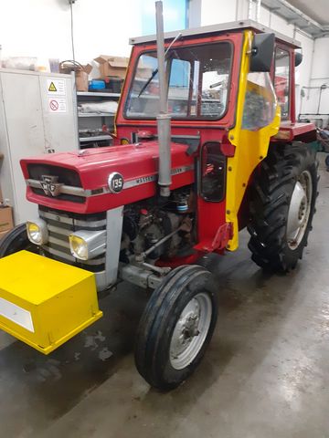 Massey Ferguson 135