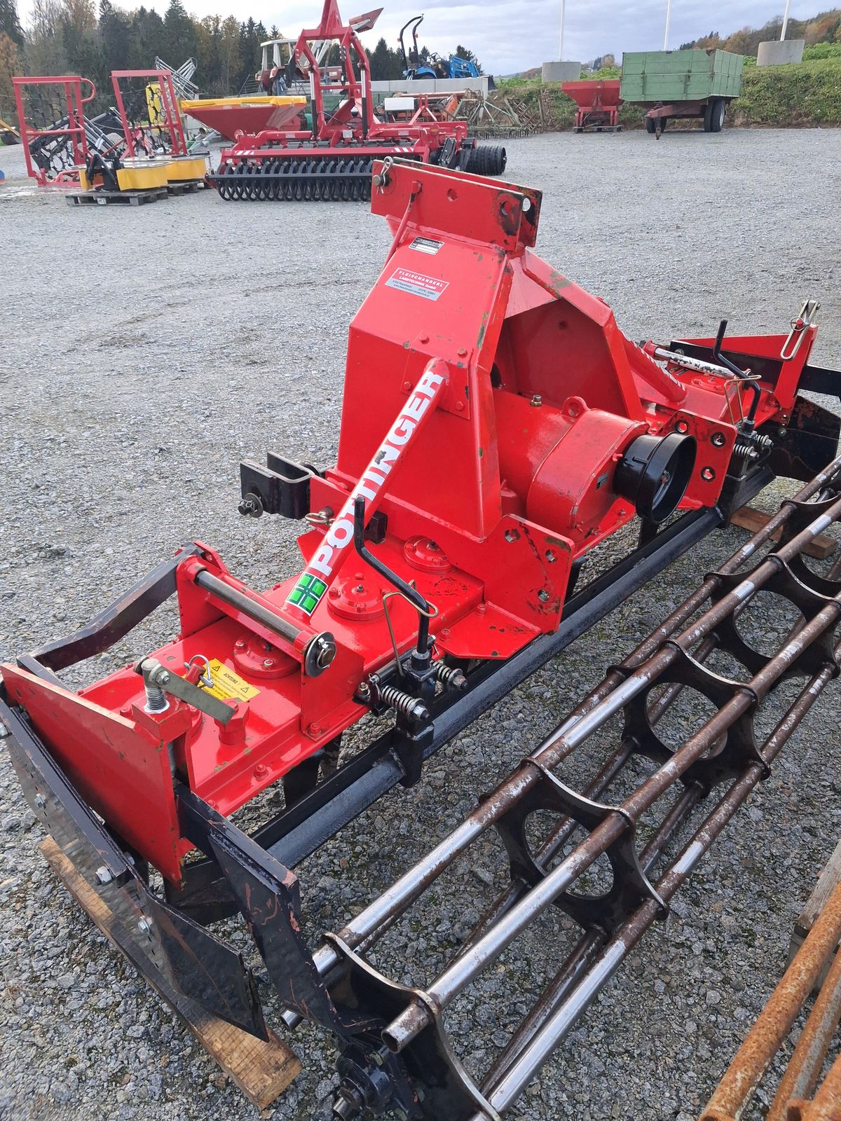 Pöttinger Pöttinger Kreiselegge LKRS 250, GW mit Scherschr 3