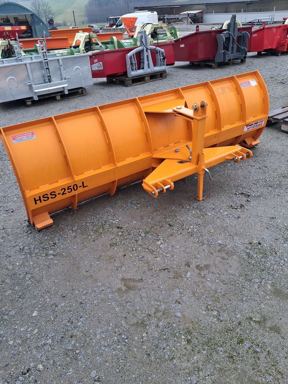 Hydrac HSS 250L Schneepflug Hydrac, Mechanisch schwenkb 3