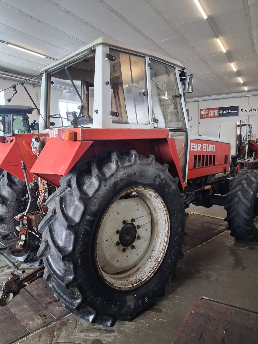 Steyr Steyr 8100 Allrad SK 1, 85PS, 6 Zylinder, Zusatz 2