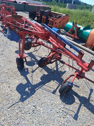 Fella TURBOHEUER TH 4 Anhängemaschine, GW, Deich