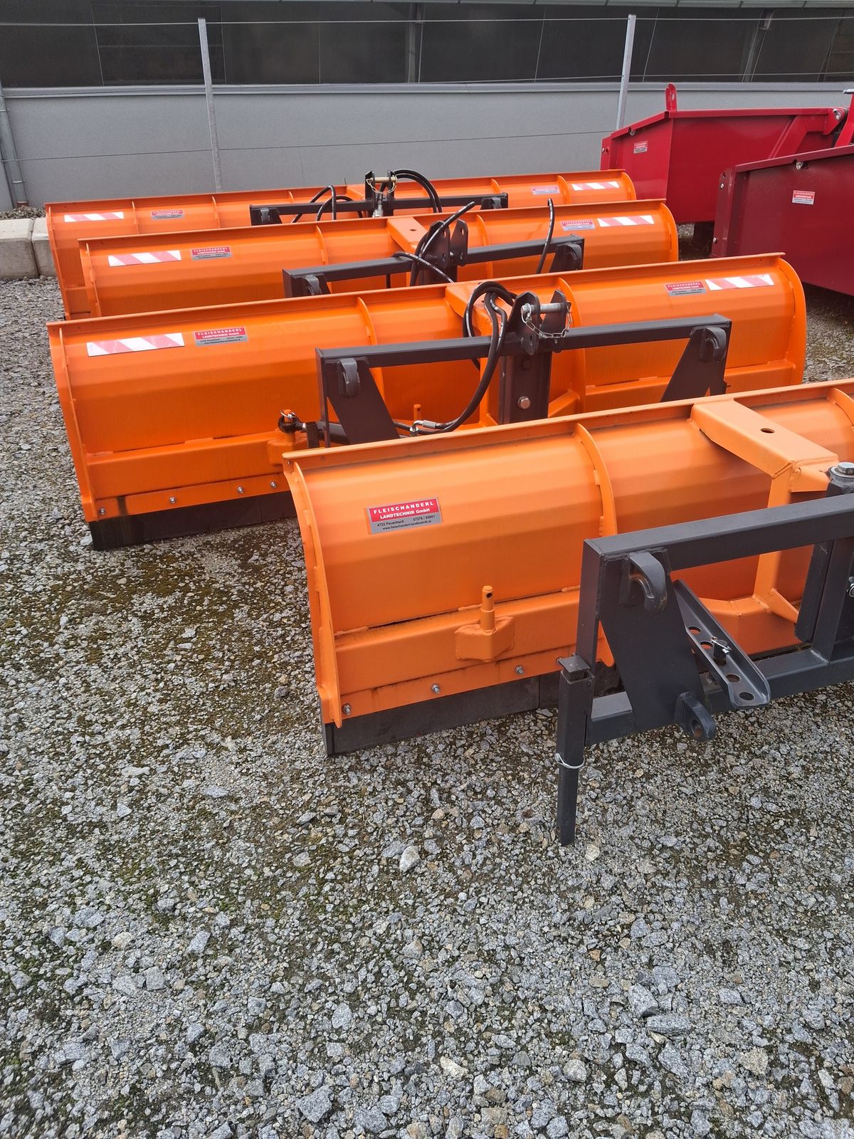 Schneeschild 2,5m , hydraulisch li.-re. Schwenkb 2